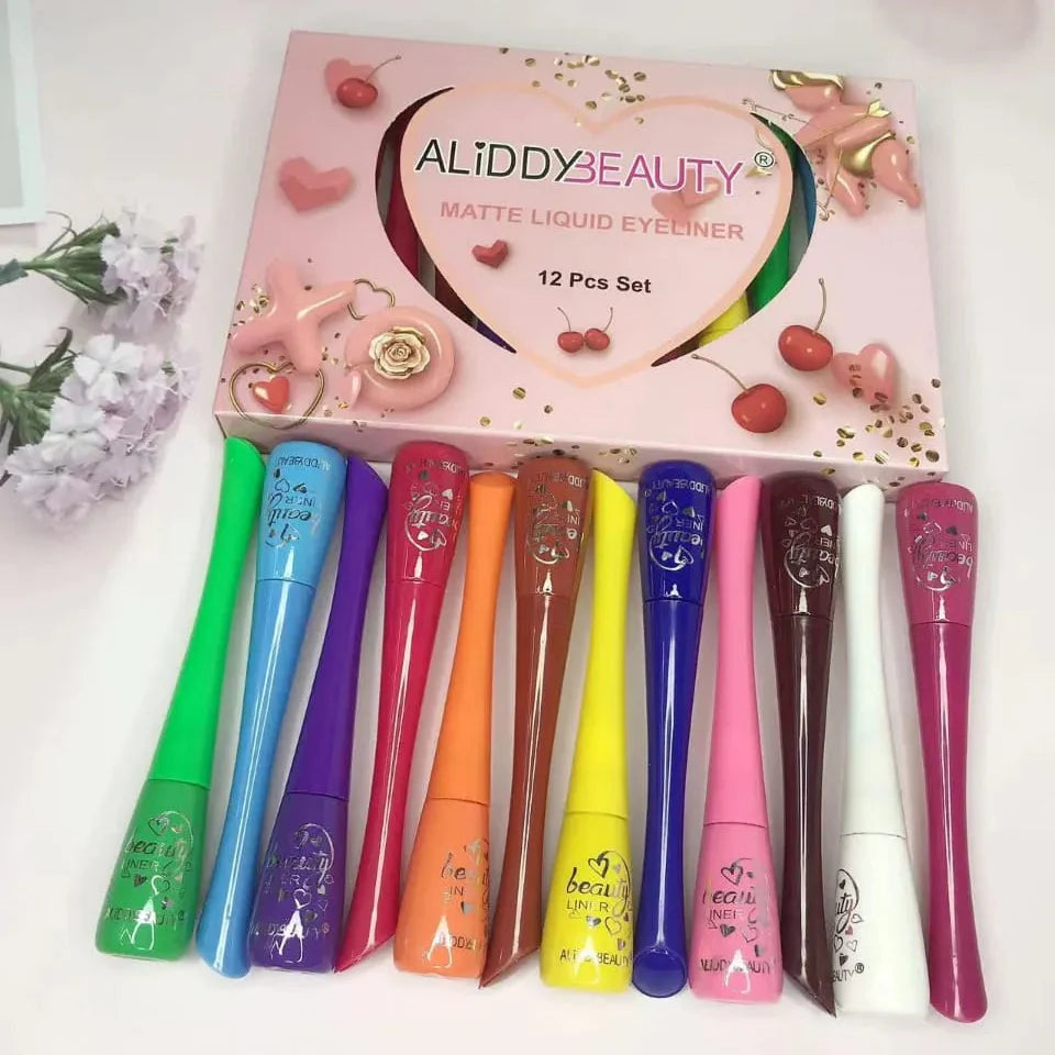 Colorful Eyeliner – Bold Color, Precise Definition (per piece)