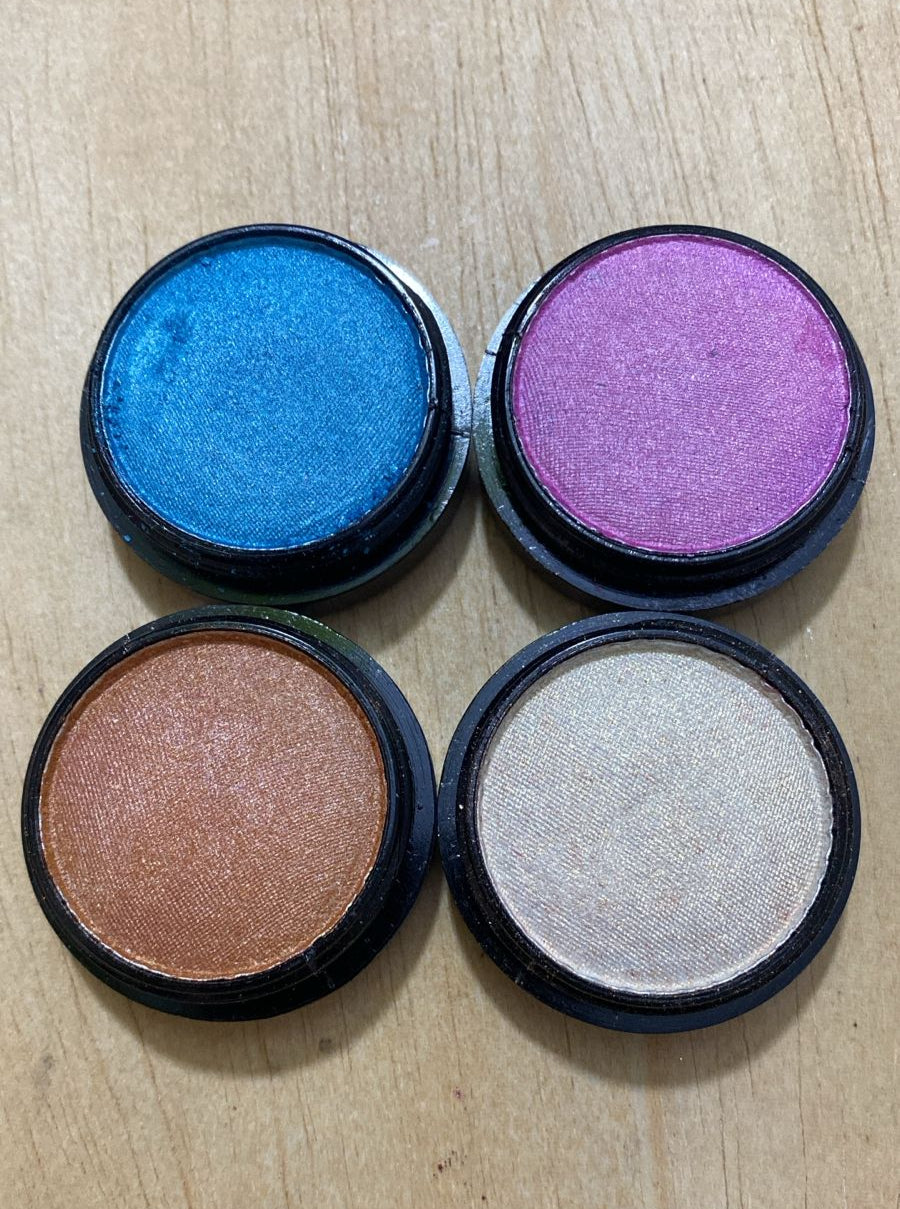 Professional Shimmer Glitter Eyeshadow – High-Impact Shine, Pro-Level Performance (Pack of 23pcs)