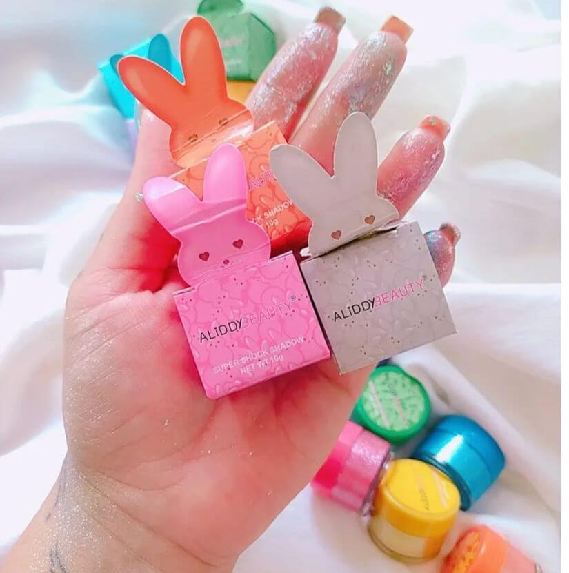 Season Liquid Shimmer Glitter Highlighter Eyeshadow (per piece)